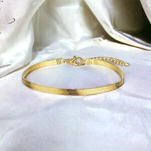 Elegant Gold Anklet Bracelet